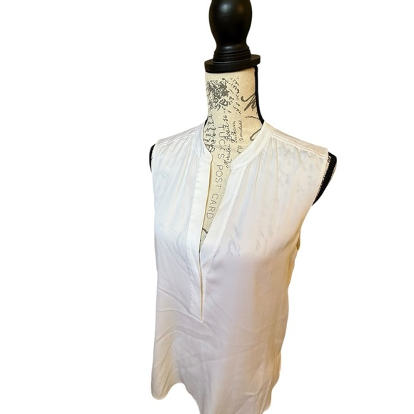 Vince White Silk  Sleeveless Tank Top - Picture 5 of 8